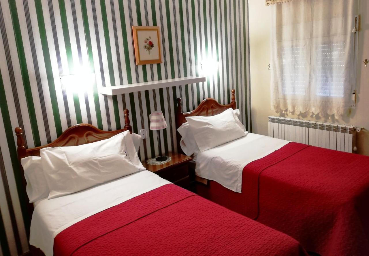 Ribadelago Hostal Martin - Sanabria מראה חיצוני תמונה