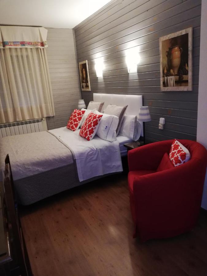Ribadelago Hostal Martin - Sanabria מראה חיצוני תמונה