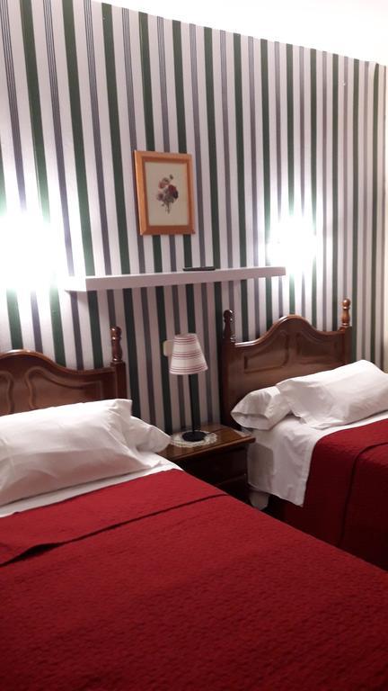 Ribadelago Hostal Martin - Sanabria מראה חיצוני תמונה