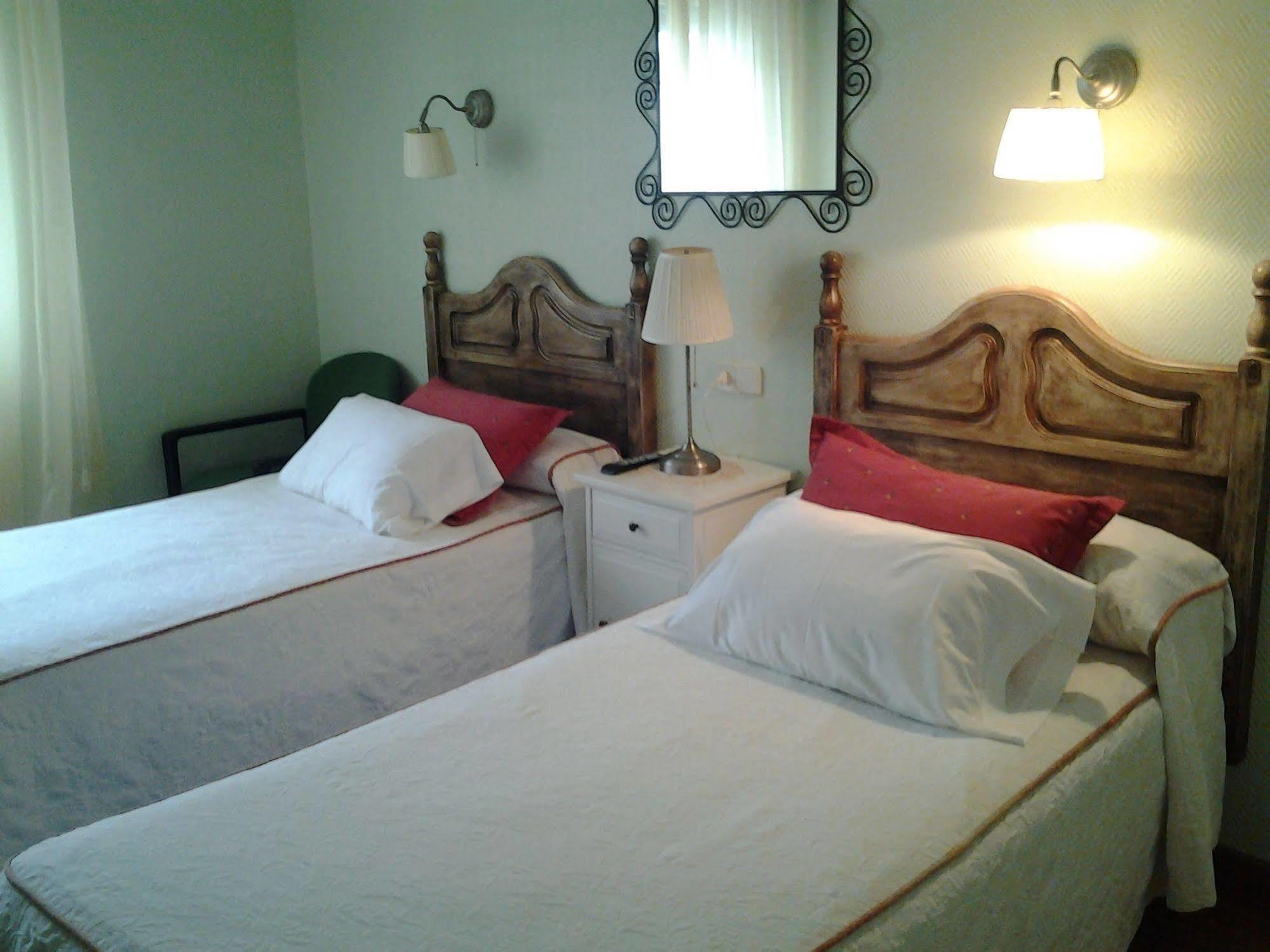 Ribadelago Hostal Martin - Sanabria מראה חיצוני תמונה
