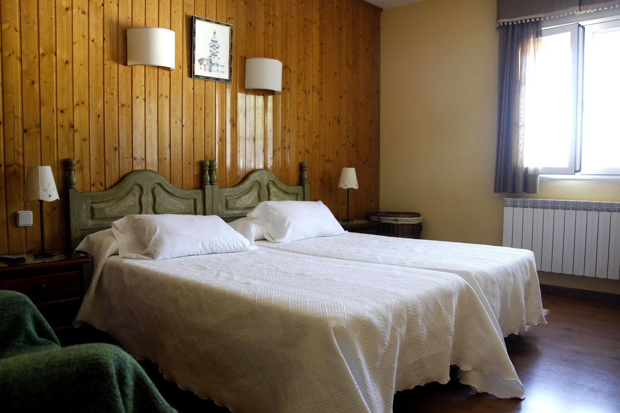 Ribadelago Hostal Martin - Sanabria מראה חיצוני תמונה