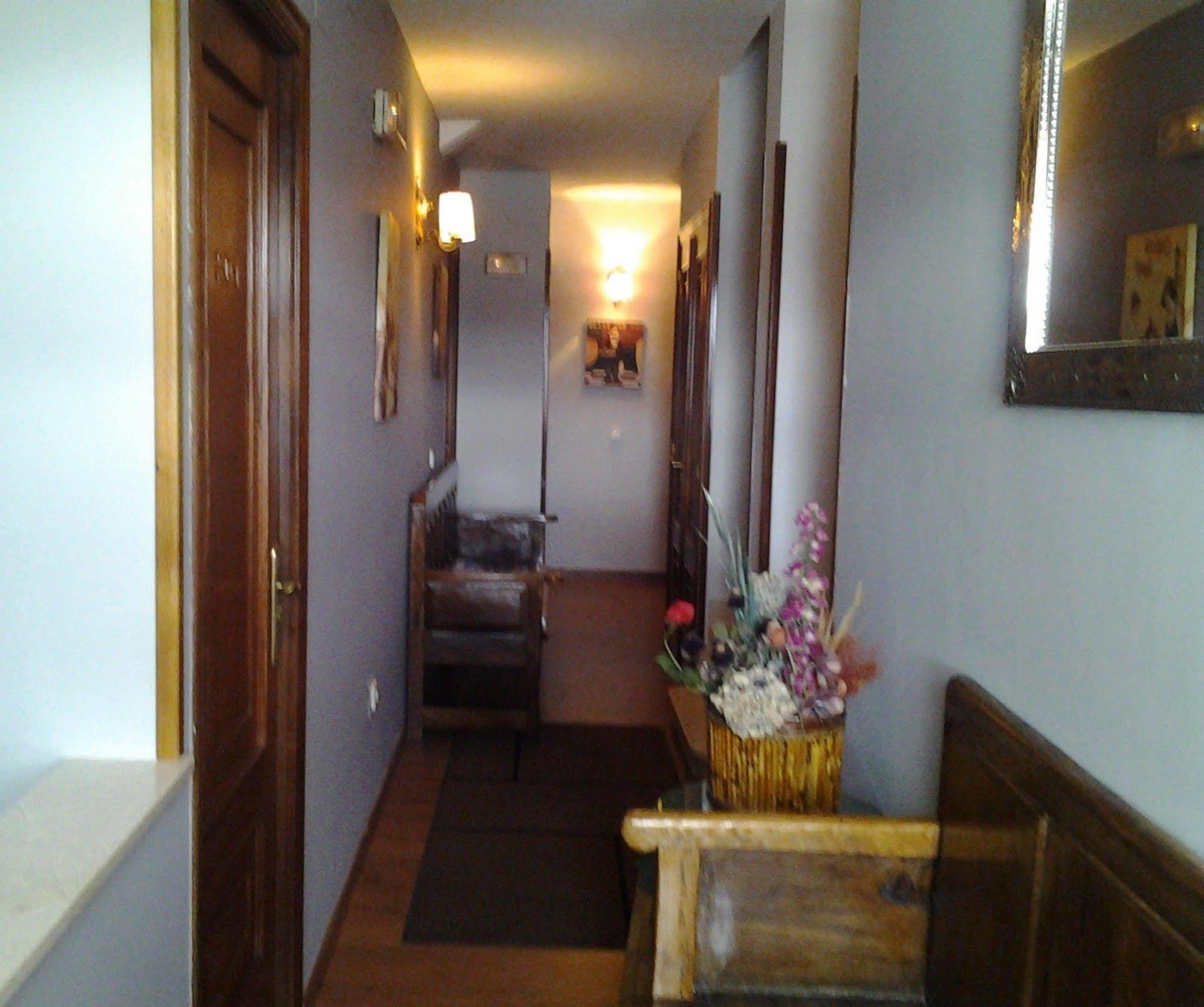 Ribadelago Hostal Martin - Sanabria מראה חיצוני תמונה