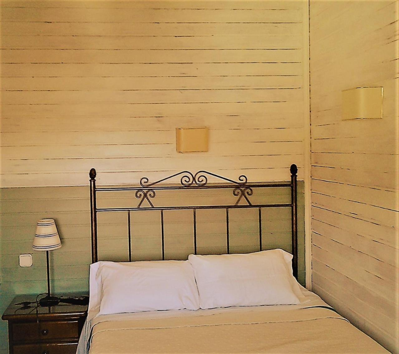 Ribadelago Hostal Martin - Sanabria מראה חיצוני תמונה